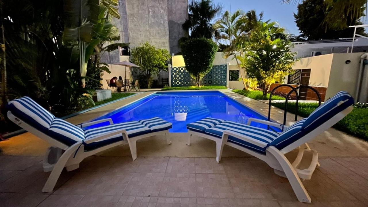Suites Del Sureste - Mérida Exteriör bild